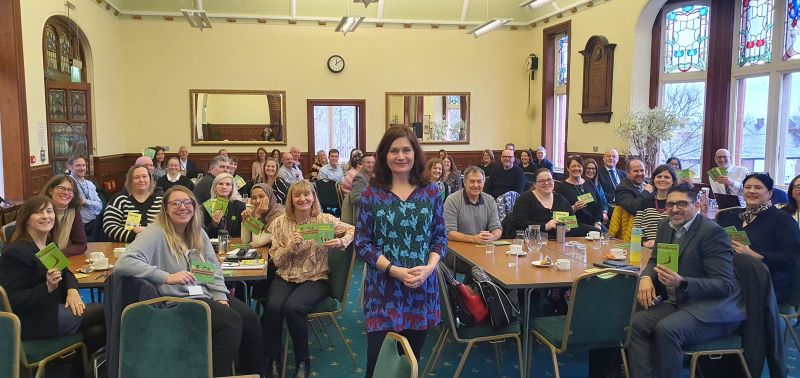 Liggy presenting Leading Resilience at Tameside Council